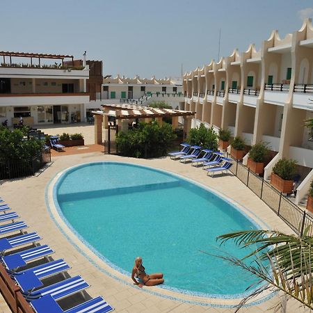 טורה ואדו Cala Saracena Resort מראה חיצוני תמונה
