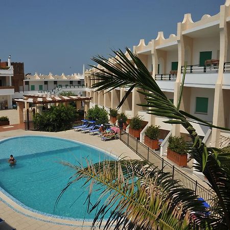 טורה ואדו Cala Saracena Resort מראה חיצוני תמונה