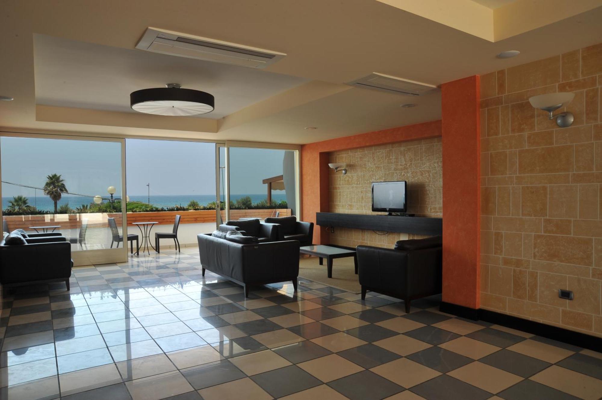 טורה ואדו Cala Saracena Resort מראה חיצוני תמונה