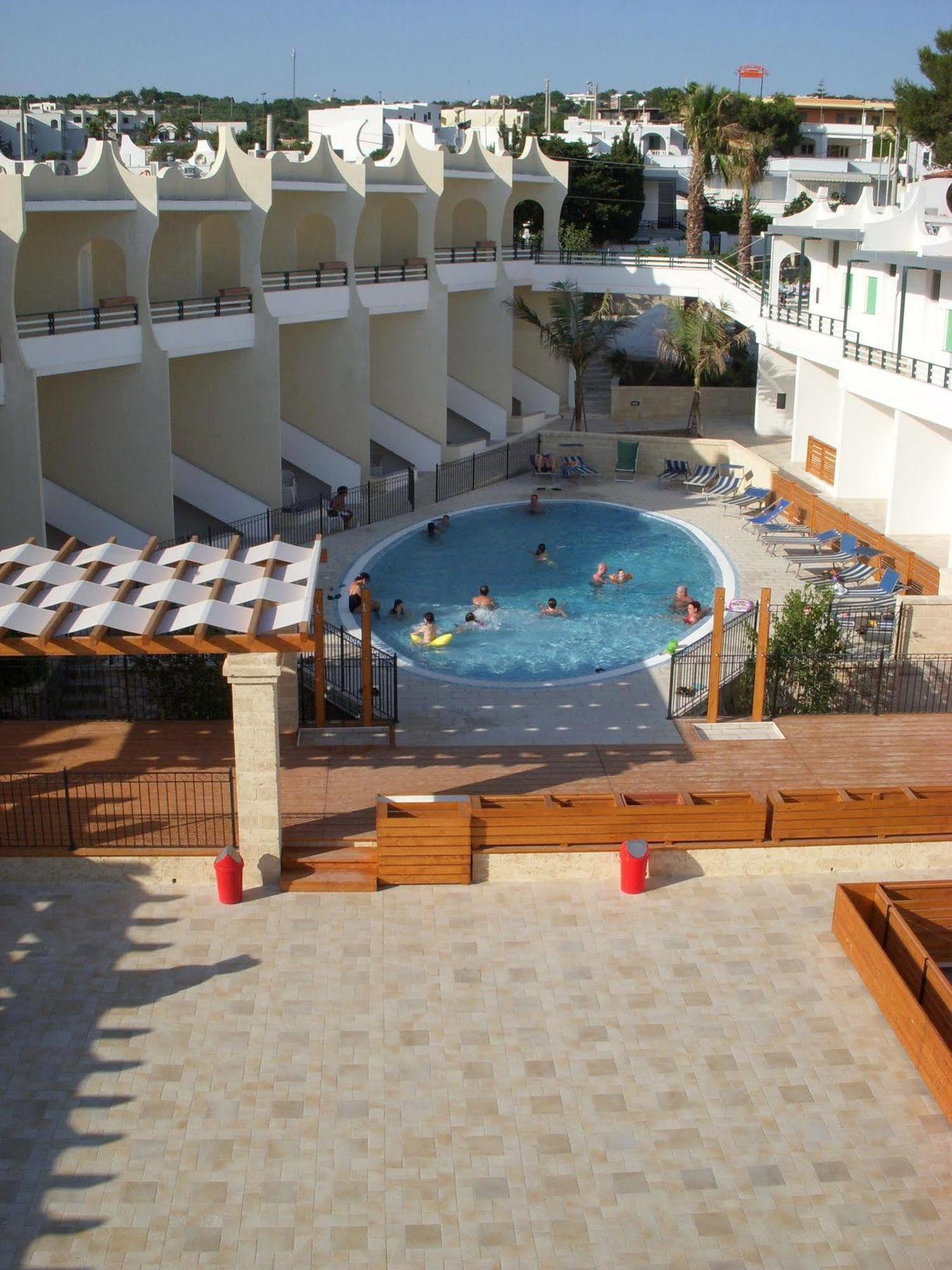 טורה ואדו Cala Saracena Resort מראה חיצוני תמונה