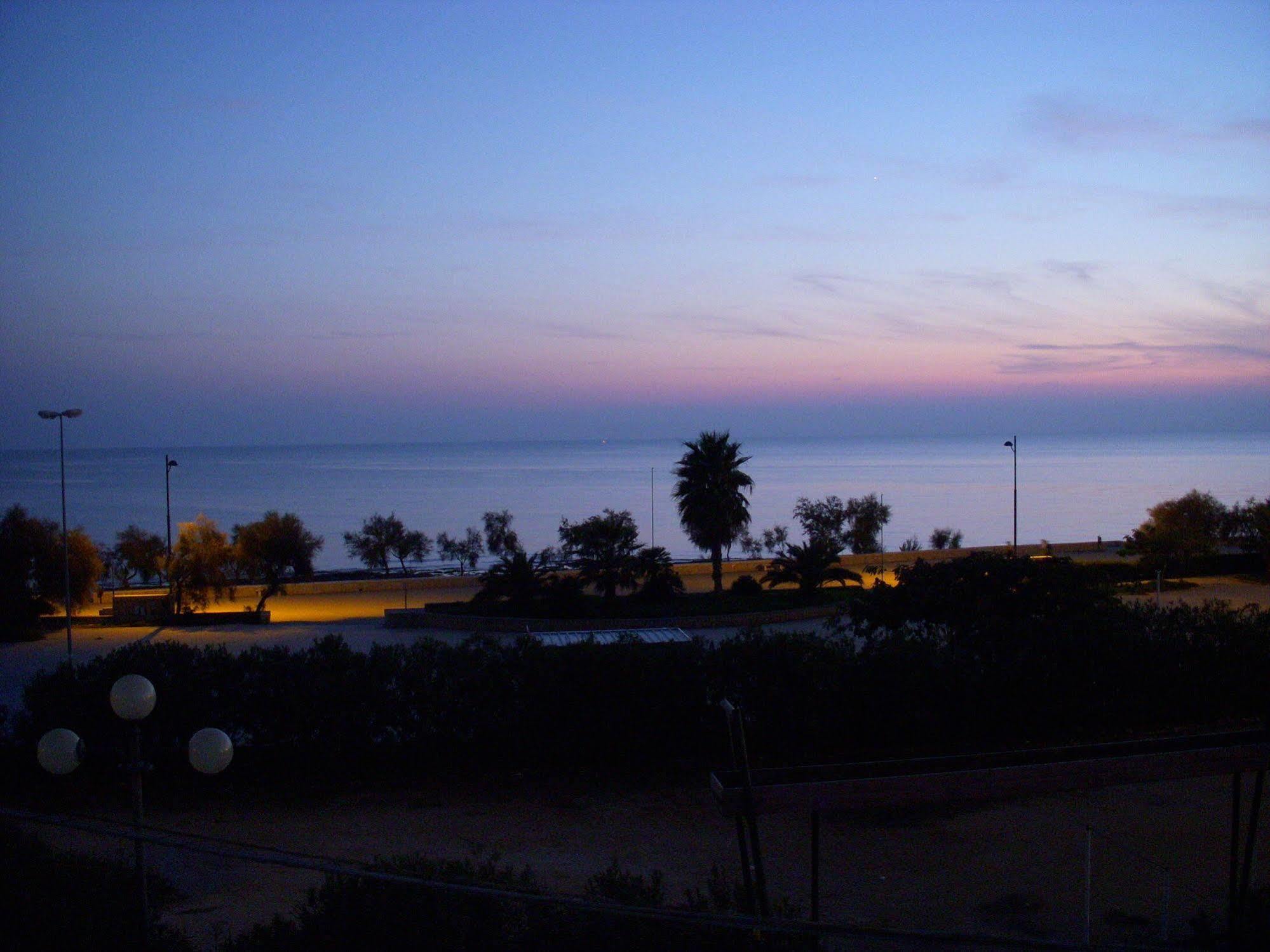 טורה ואדו Cala Saracena Resort מראה חיצוני תמונה